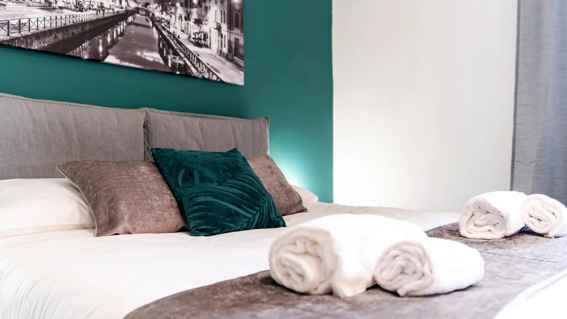 Citylife View And 10 Minutes By Walk Modern Apartment Milano